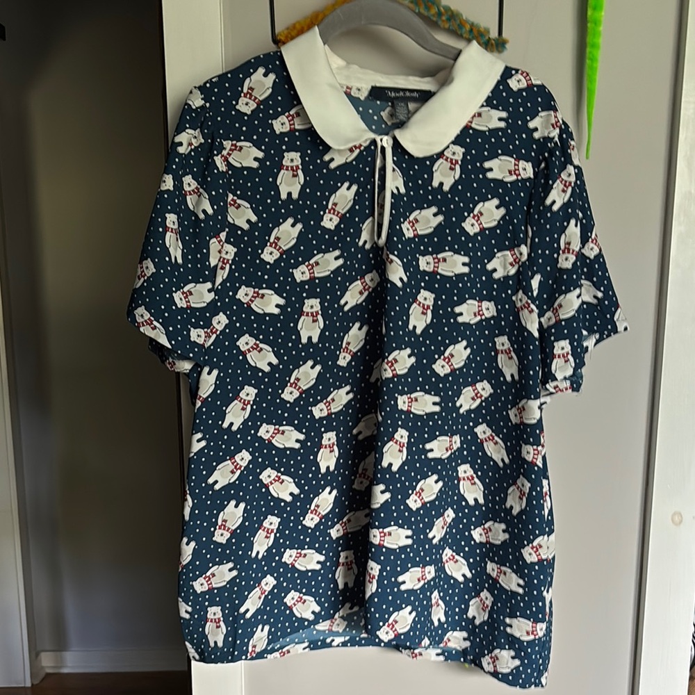 ModCloth Women’s Holiday Blouse 1X Polar Bear